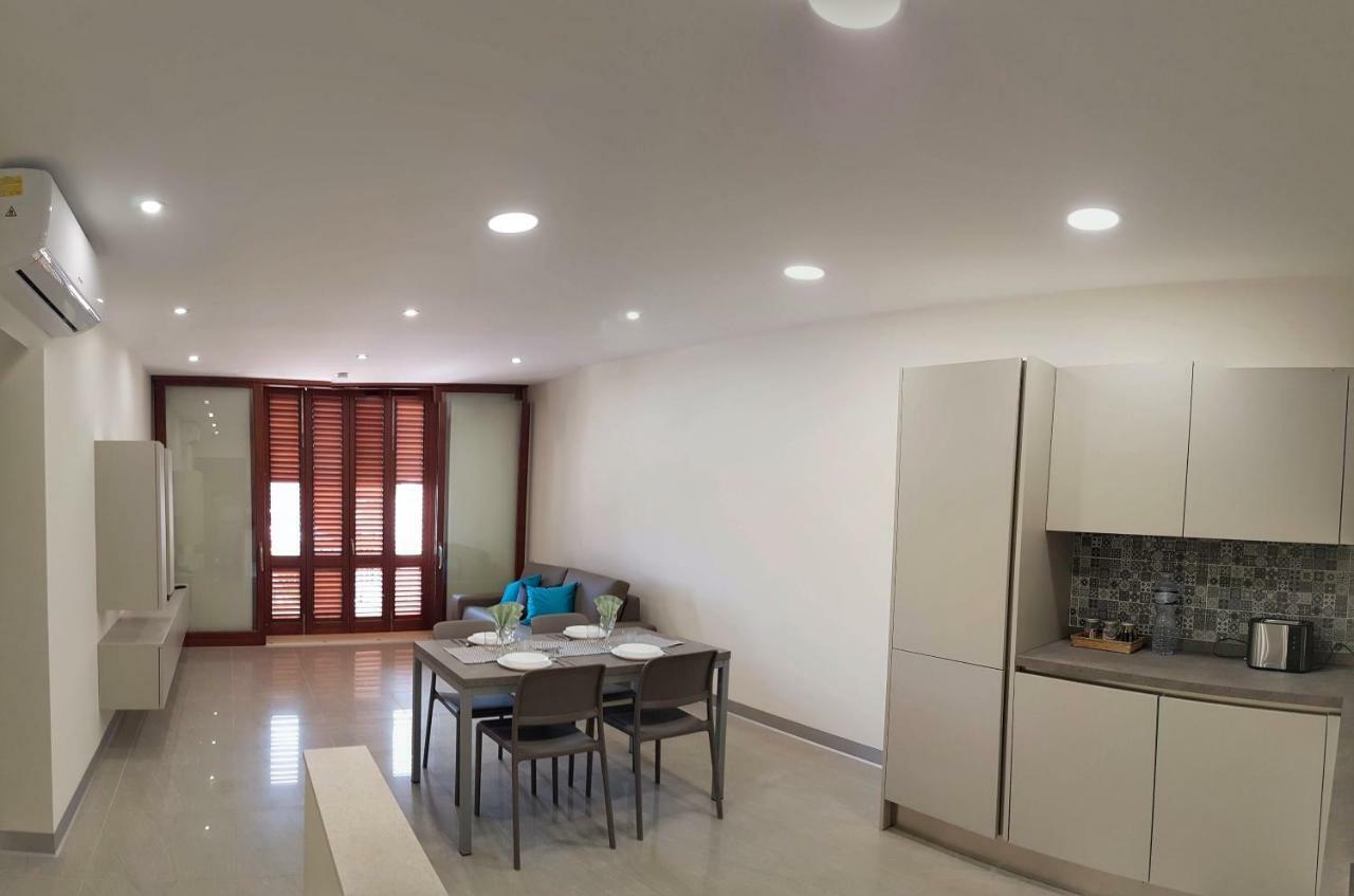 Fort Cambray Apartment With Spectacular Sea Views Mgarr Dış mekan fotoğraf